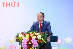 Товарищ Нгуен Ван Хунг, член ЦК КПВ, член Постоянного комитета парторганизации Правительства, министр культуры, спорта и туризма, отвечает на вопросы представителей СМИ (Фото: ВИА)