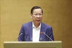 Председатель Комитета по экономике и финансам НС Фан Ван Маи представил Отчёт по проверке относительно ряда специальных и особо специальных механизмов и политик, предлагаемых для применения к проекту высокоскоростной железной дороги Север – Юг (Фото: ВИА)