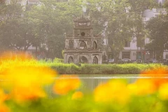 Озеро Хоанкием в осеннюю пору (Фото: ВИА)