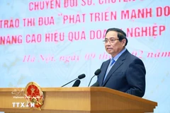 Премьер-министр Фам Минь Тьинь возглавил церемонию запуска всенародного движения соревнований (Фото: ВИА)