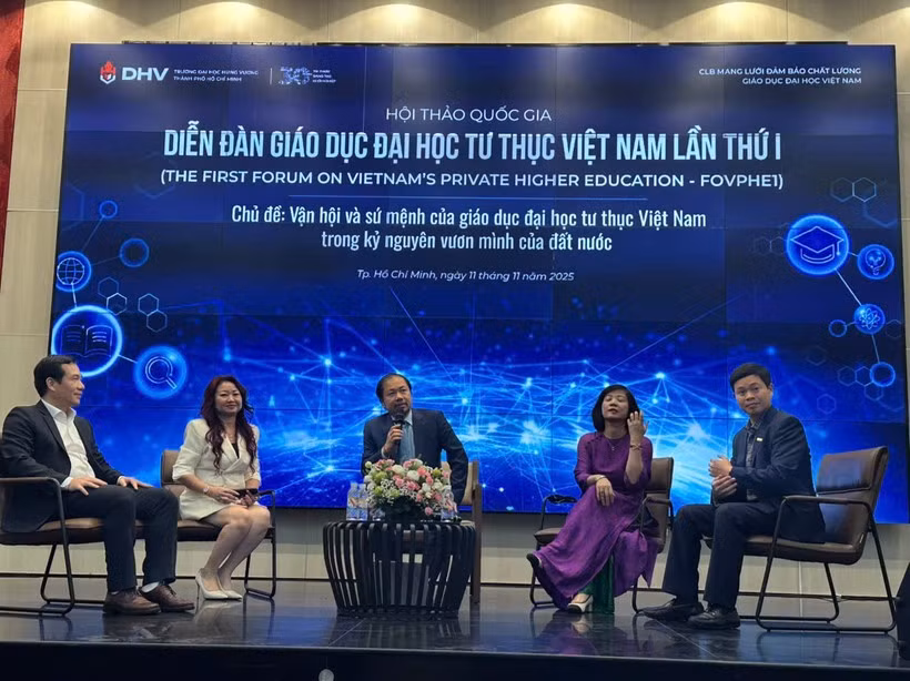 Участники первого форума частного высшего образования во Вьетнаме. Фото: Vietnam+