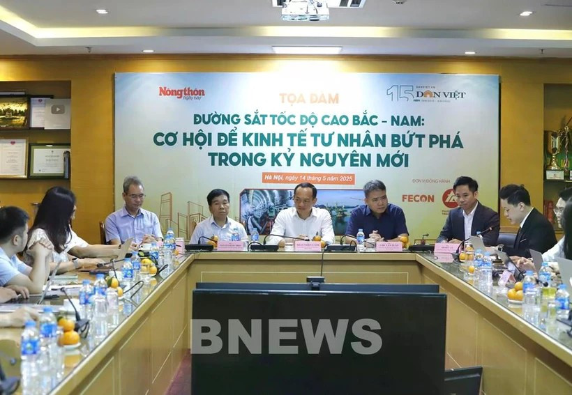  На форуме, организованном газетой Dan viet (Фото: ВИA) 