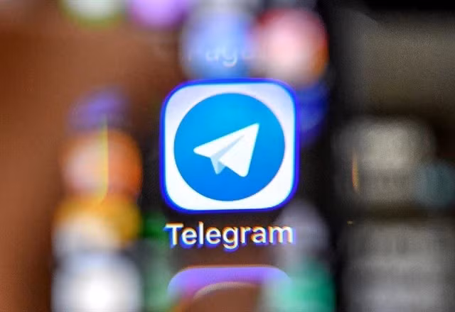 Киберполиция Вьетнама сообщает, что почти 70 процентов групп и каналов Telegram в стране содержат вредный контент. (Фото: AFP/ВИA)