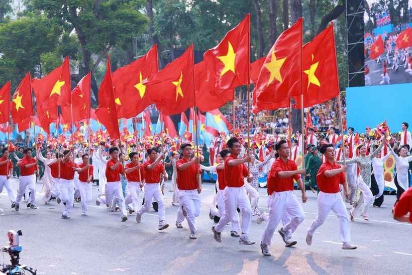 Художественное представление “Лучезарная земля Вьетнама” (Фото: ВИА)