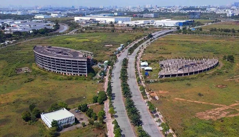 В 2025 году в Сайгонском высокотехнологичном парке (SHTP) в Хошимине планируется заложить двенадцать проектов, в том числе 10 отечественных и два с иностранными инвестициями. (Фото: baodautu.vn)