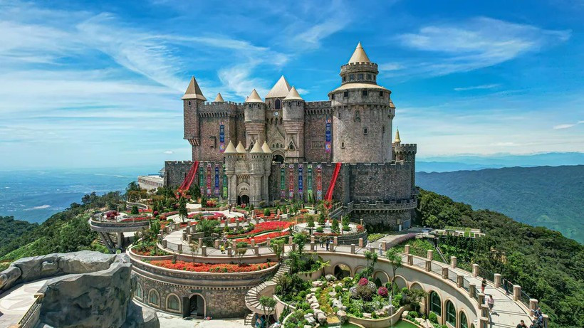 Sun World Ba Na Hills - это место, которое обязательно нужно посетить корейским путешественникам.