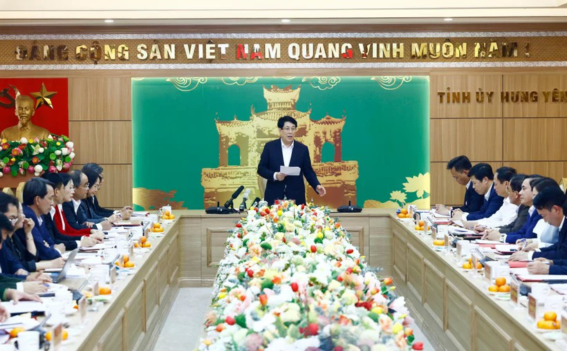Президент государства Лыонг Кыонг выступает на конференции. (Фото: ВИA)