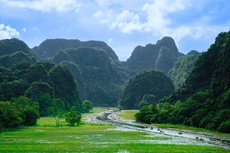 Туристический район Тамкок - Битьдонг, вид сверху. (Фото: nhandan.vn)