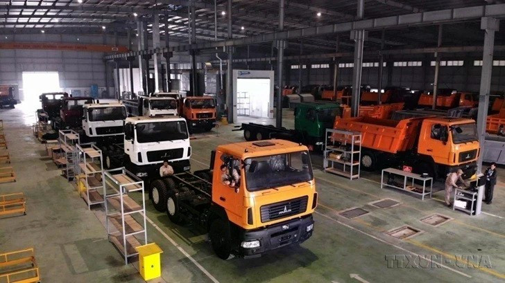 Сборка автомобилей на заводе GMA Automotive Industry в районе Кимдонг, провинция Хынгйен. (Фото: ВИA)