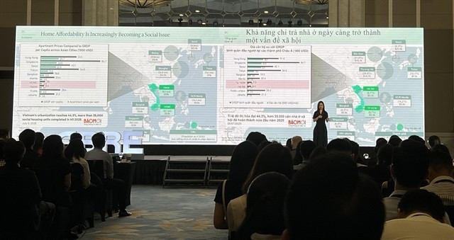 Пресс-конференция CBRE, посвященная отчету о состоянии рынка недвижимости за 2 квартал 2025 года, состоялась 10 июля в Ханое. (Фото: ВИA)