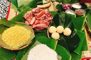  Чествование традиции приготовления пирогов "Баньчынг" к Лунному Новому году 