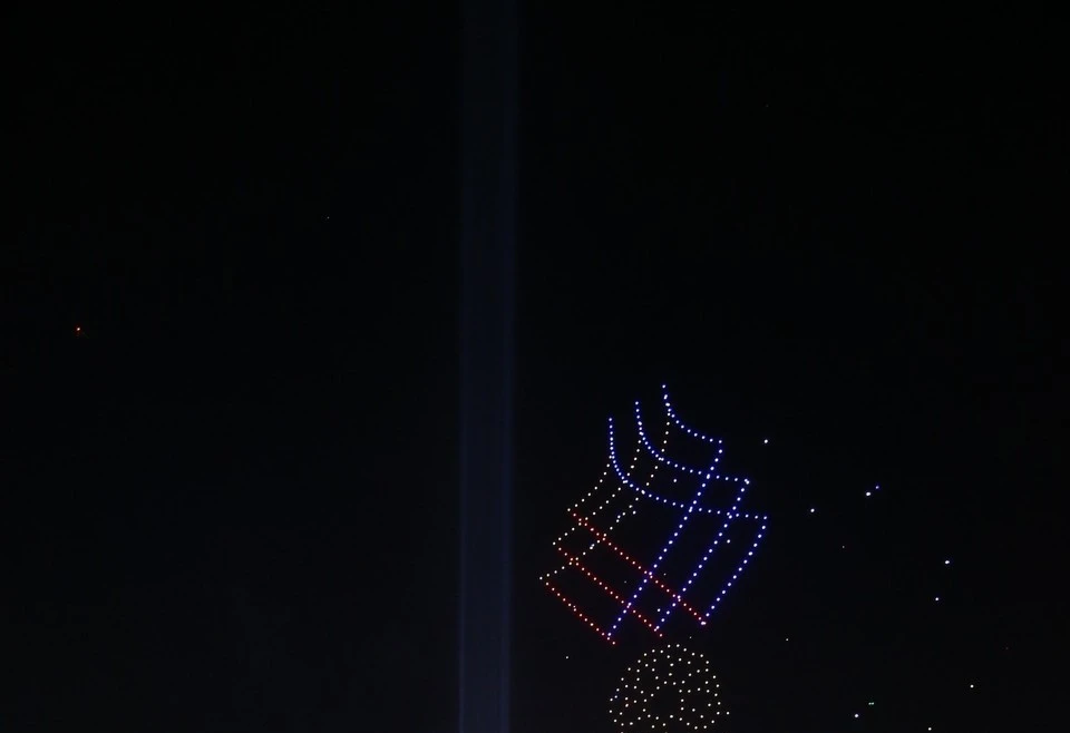 Зажжение факела на церемонии открытия SEA Games 33. Фото: Минь Куиет -специальный корреспондент ВИА в Таиланде.