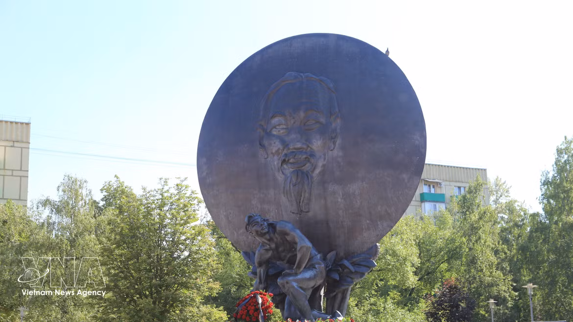 Площадь Хо Ши Мина в Москве — символ вьетнамо-российской дружбы