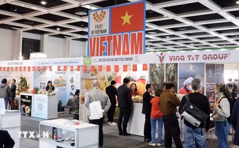 Вьетнамский выставочный стенд на торговой ярмарке Fruit Logistica 2026. (Фото: ВИА) 