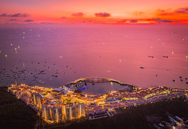 Фукуок становится местом встречи архитектурных чудес мира. 