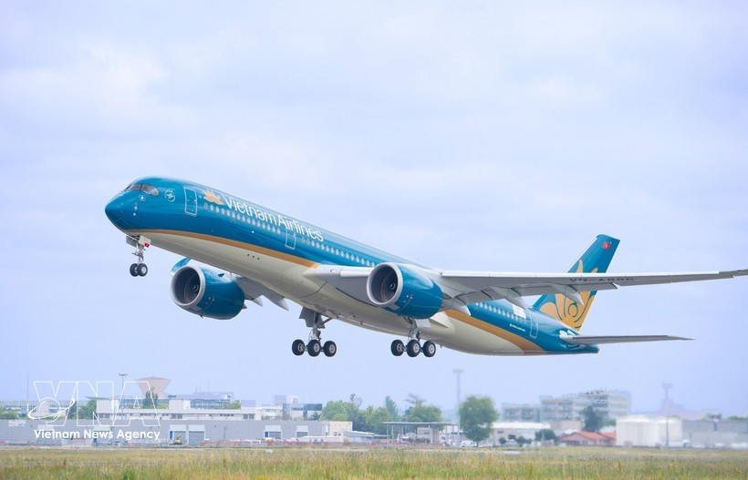 Широкофюзеляжный самолёт Airbus A350 авиакомпании Vietnam Airlines. (Фото: ВИА) 