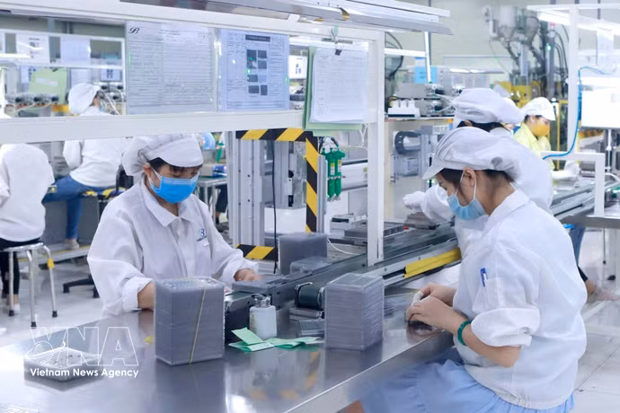 Производство электронных комплектующих на предприятии Star Engineers Vietnam в промышленной зоне Биньсуен I (Футхо). (Фото: ВИА).