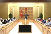 Заместитель Премьер-министра Хо Дык Фок председательствует на заседании Руководящего комитета по управлению ценами. (Фото: baochinhphu.vn) 