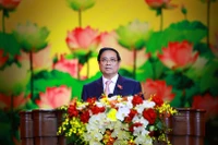 Премьер-министр Фам Минь Тьинь, одновременно являющийся председателем Центрального совета по вопросам соревнований и награждений, запускает движение патриотического соревнования на период 2026–2030 годов. (Фото: ВИА)