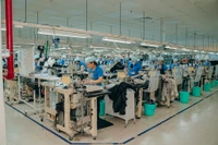 Производство высококлассной одежды на экспорт на заводе компании MSV Hue Co., Ltd. (100% японские инвестиции), расположенном в промышленной зоне Фубай, город Хюэ (Фото: msvhue.com)