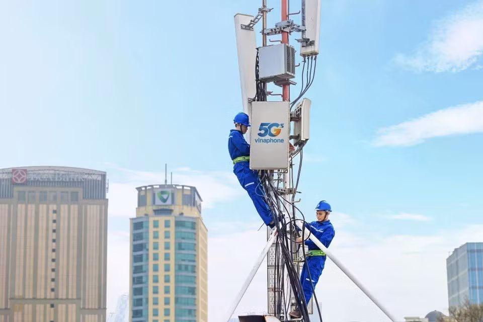 VNPT ускоряет установку инфраструктуры и базовых станций VinaPhone 5G по всей стране. (Фото: ВИА)