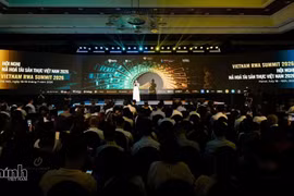 Конференция Vietnam RWA Summit 2026, посвящённая токенизации реальных активов, проходит 18–19 июля. Фото: thoibaotaichinhvietnam.vn