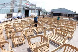 Общий объём экспорта древесины и изделий из неё за первые 8 месяцев года достиг 11,1 млрд долларов США. (Фото: ВИА)