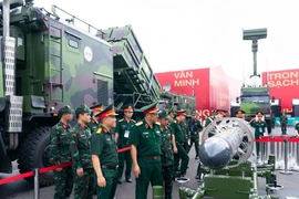 Группа Viettel представила 50 гражданских и военных технологических продуктов на выставке «80-летний путь Независимости – Свободы – Счастья», проходящей в Национальном выставочном центре с 28 августа по 5 сентября. (Фото: ВИА).