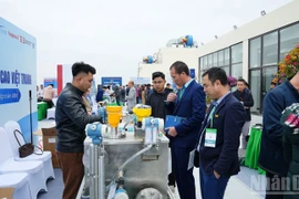 Программа торгово-деловых встреч по сопряжению спроса и предложения в цепочках промышленного снабжения в рамках мероприятия. (Фото: nnhandan.vn)