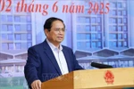 Премьер-министр Фам Минь Тьинь председательствовал на конференции по реализации резолюции НС о пилотировании ряда конкретных механизмов и политик для развития социального жилья (Фото: ВИА)