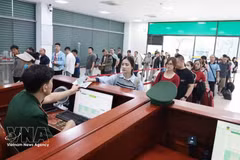 Гражданам рекомендуется проверить свой налоговый статус перед выездом за границу. (Фото: ВИА) 