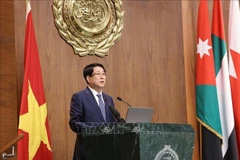 Президент Вьетнама Лыонг Кыонг выступает с программной речью в штаб-квартире Лиги арабских государств в Каире 4 августа. (Фото: ВИA)