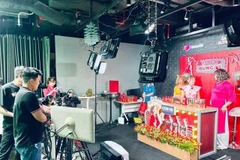 Прямая трансляция распродажи на TikTok. (Фото: thesaigontimes.vn)