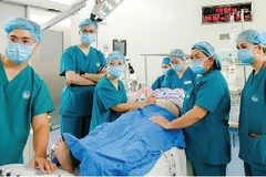 Вьетнамские врачи провели успешное внутриутробное вмешательство для сингапурской матери