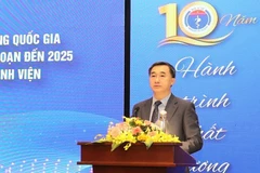Deputy Minister of Health Tran Van Thuan speaks at the conference on November 25. (Photo: VietnamPlus) 