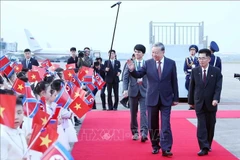 Генеральный секретарь ЦК КПВ То Лам прибыл в Пхеньян, начав государственный визит в Корейскую Народно-Демократическую Республику. (Фото: ВИА)
