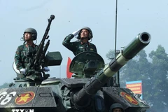 Военнослужащие Вьетнамского бронетанкового вооружения во время репетиции 17 июля в рамках подготовки к параду в честь Национального дня (Фото: ВИA)