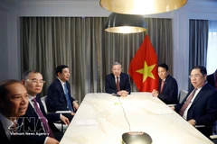 Генеральный секретарь Коммунистической партии Вьетнама То Лам (в центре) провёл телефонный разговор с бывшим сенатором США Патриком Лихи 19 февраля. (Фото: ВИА) 