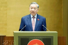 Генеральный секретарь ЦК КПВ То Лам выступает на церемонии открытия первой сессии Национального собрания XVI созыва в Ханое, 6 апреля. Фото: ВИА. 