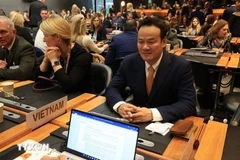 Посол Май Фан Зунг, глава Постоянного представительства Вьетнама при ООН в Женеве, принимает участие во внеочередной сессии Всемирного метеорологического конгресса в Женеве. (Фото: ВИА)