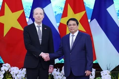 Премьер-министр Фам Минь Тьинь встретился с председателем парламента Финляндии Юсси Халла-ахо 25 марта 2024 года в Ханое. (Фото из архива: ВИА).