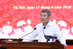 Премьер-министр Ле Минь Хынг проводит рабочую встречу с Постоянным бюро партийного комитета Ханоя. (Фото: ВИА).