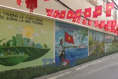 Жители Ханоя возлагают большие ожидания на новые политические решения Партии