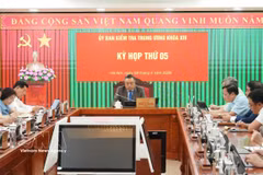 Товарищ Чан Ши Тхань, член Политбюро, секретарь ЦК КПВ, председатель Центральной контрольно-ревизионной комиссии, председательствовал на заседании. (Фото: ВИА)