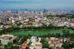 Панорамный вид на озеро Хоанкием с высоты. (Фото: ВИА)