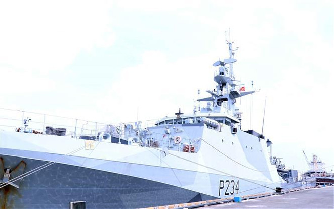 Корабль Королевского военно-морского флота Великобритании посетил Хошимин ảnh 1 Корабль Королевского военно-морского флота Великобритании посетил Хошимин ảnh 1
