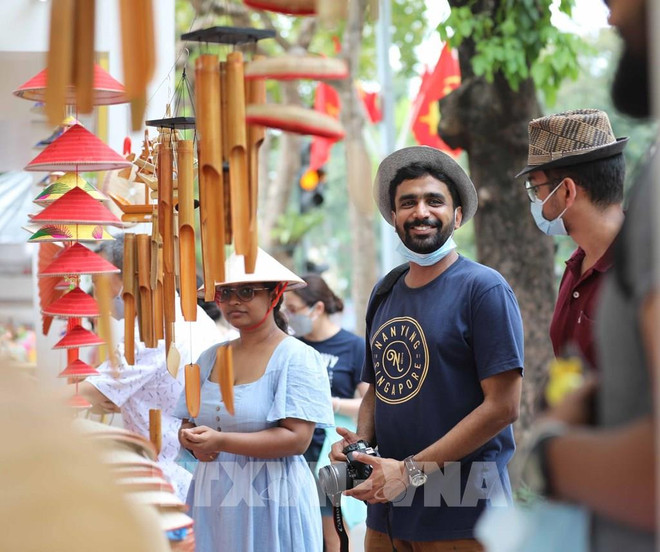 Почти 65.000 человек посетили Ханойский фестиваль туристических подарков 2022 ảnh 1 Почти 65.000 человек посетили Ханойский фестиваль туристических подарков 2022 ảnh 1