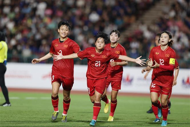 SEA Games 32: женская сборная Вьетнама по футболу вышла в финал ảnh 1 SEA Games 32: женская сборная Вьетнама по футболу вышла в финал ảnh 1