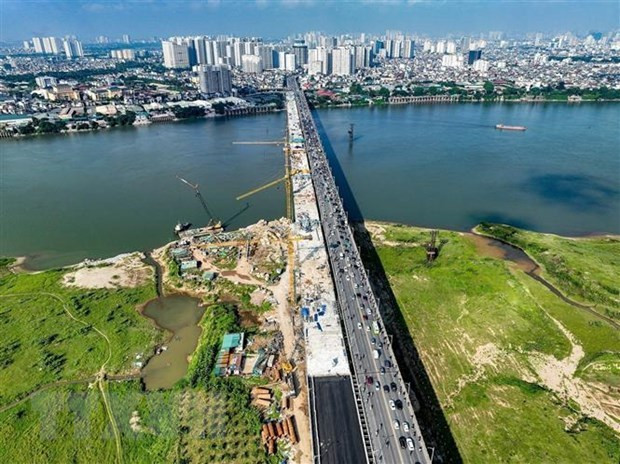 Ханой: вторая фаза моста Виньтуй будет открыта для движения до 2 сентября ảnh 1 Ханой: вторая фаза моста Виньтуй будет открыта для движения до 2 сентября ảnh 1