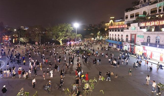 Новые возможности для туризма: сосредоточиться на развитии ночных продуктов ảnh 2 Новые возможности для туризма: сосредоточиться на развитии ночных продуктов ảnh 2